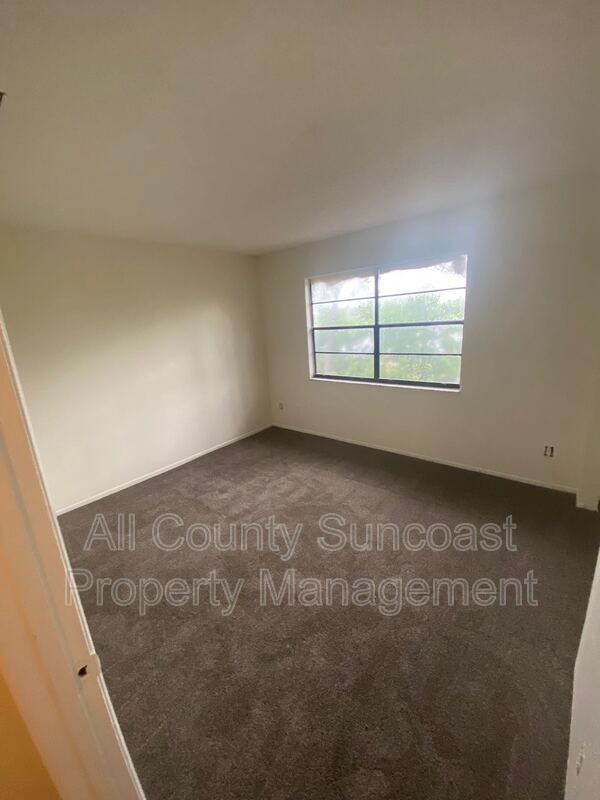 Foto del edificio - 12133 117th St N