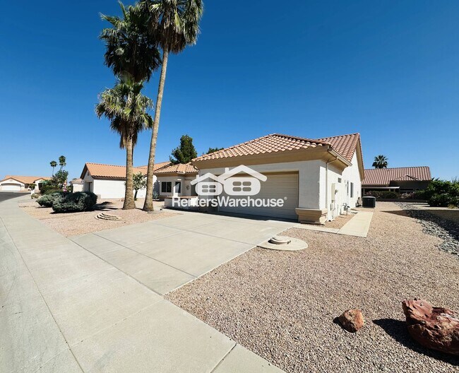 Building Photo - 14107 W Wagon Wheel Dr