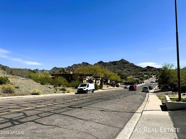 Building Photo - 1101 E Butler Dr