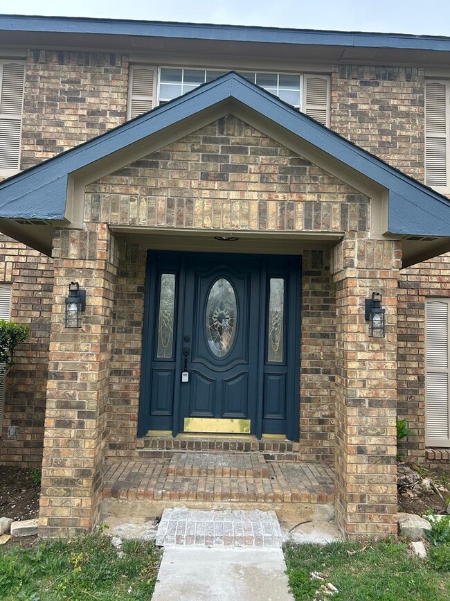 Photo - 1131 Holly Dr House