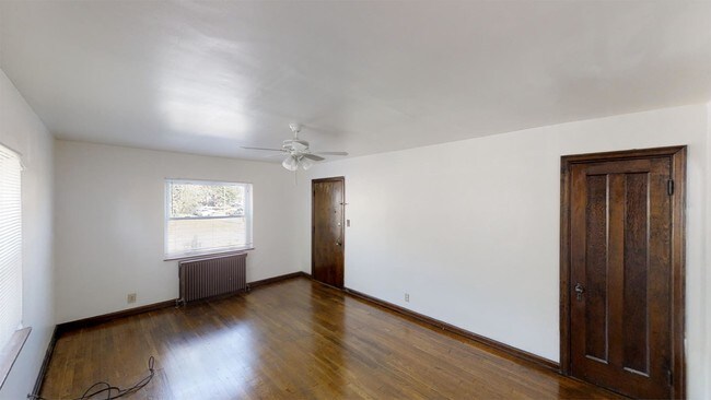 Building Photo - 4220 Forest Ave