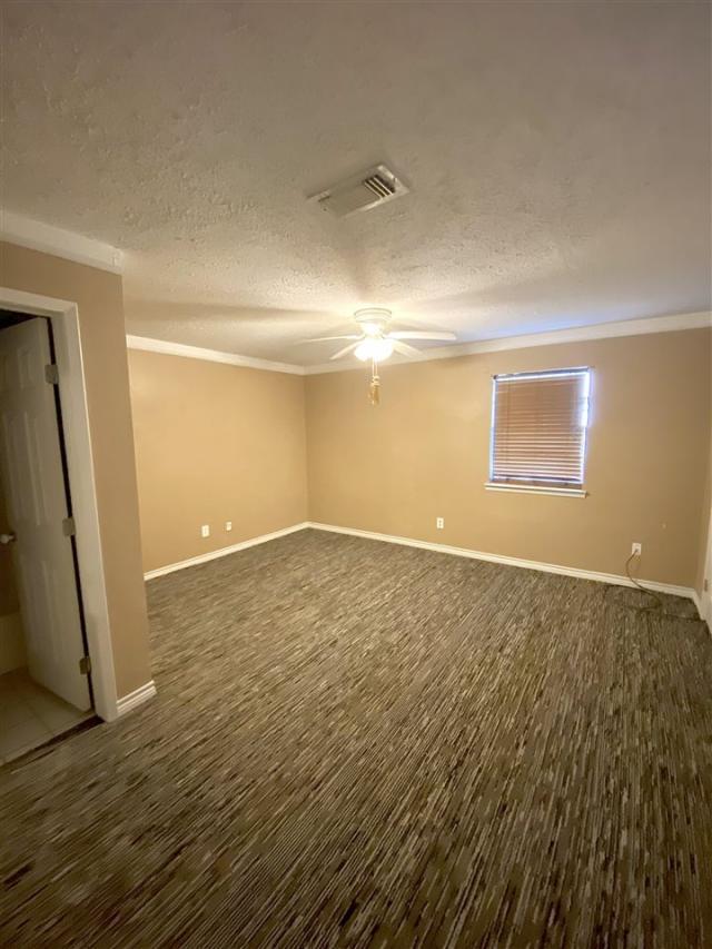 Foto del edificio - 1 bedroom in Groves TX 77619