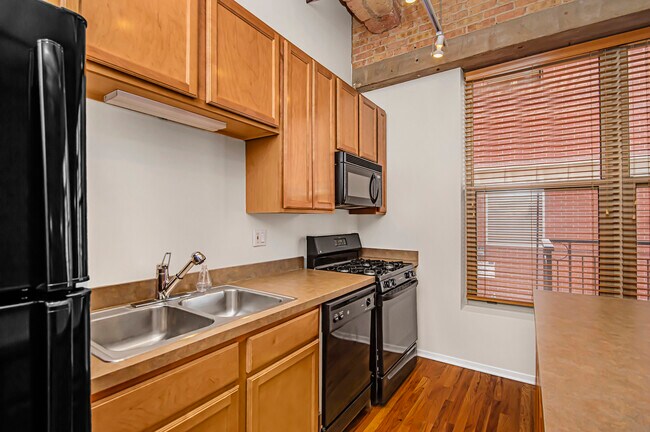 Foto del edificio - 1500 W Monroe St