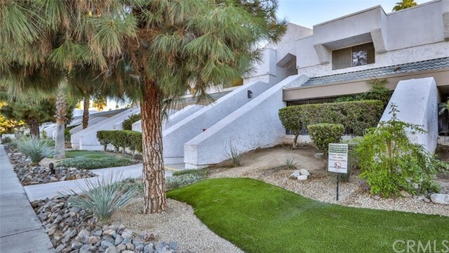 Building Photo - 5301 E Waverly Dr