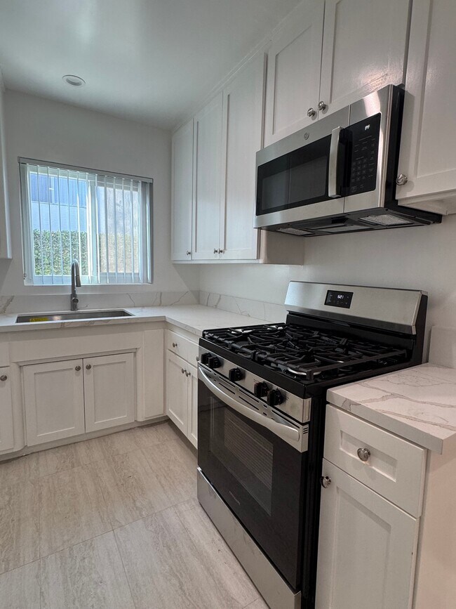 Foto del edificio - 283 S El Molino Ave