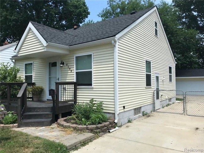 Foto del edificio - 4199 Cornell St