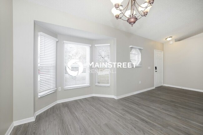 Foto del edificio - 4 Bedroom Pet-Friendly Home in KISSIMMEE, FL with Main Street Renewal
