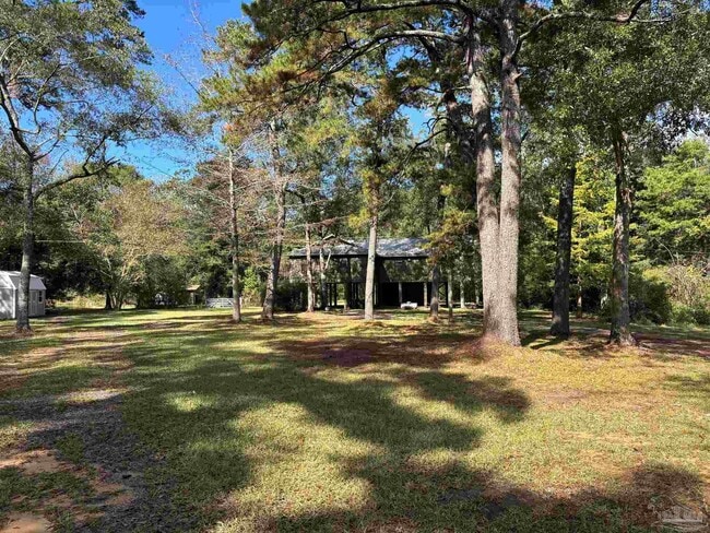 Building Photo - 1002 Daffin Rd