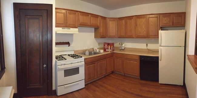 Building Photo - 1 Bedroom House in Millvale with Off Street Parking