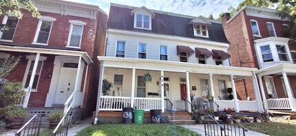 Building Photo - 638 W Philadelphia St