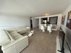 Building Photo - 3111 N Ocean Dr