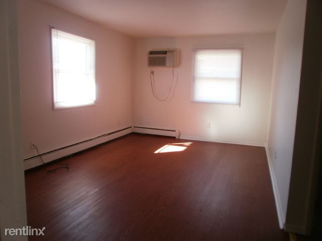 Building Photo - 2 br, 1 bath  - 166 N 28th St #7