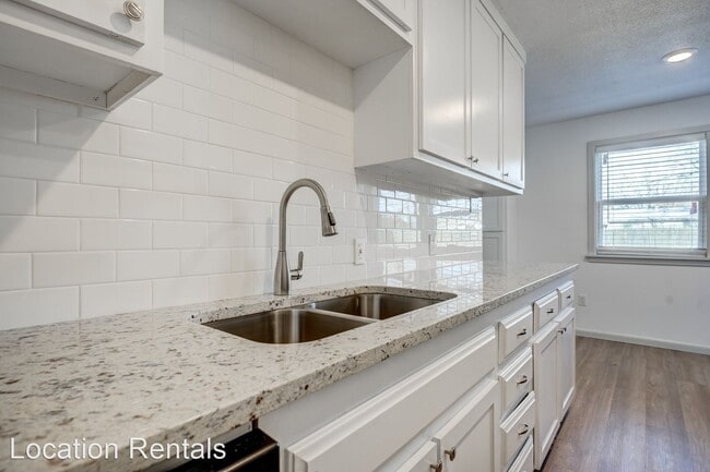 Building Photo - 4 br, 2 bath House - 3808 29th Street