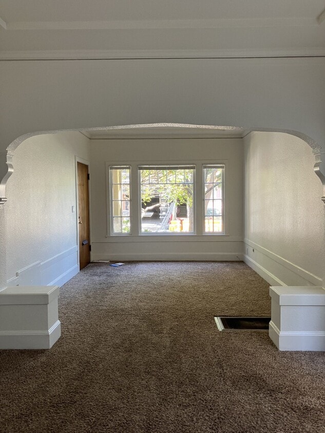 Photo - 2337 Waverly St (Oakland, CA)