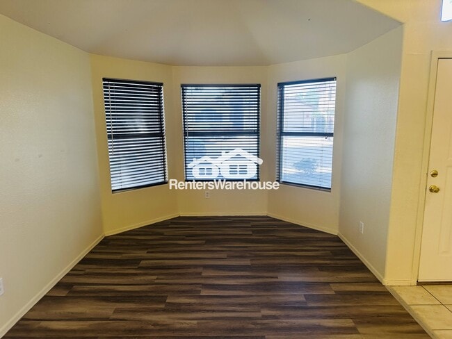 Building Photo - 12572 W Almeria Rd