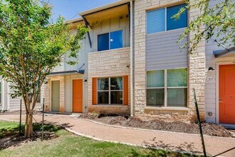 Building Photo - 7805 Cooper Ln