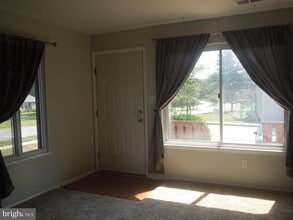 Building Photo - 1612 Grason Ln