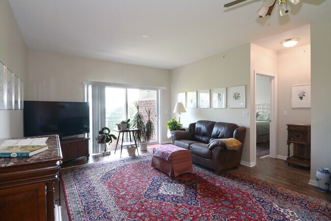 Foto del edificio - 3401 N Carriageway Dr