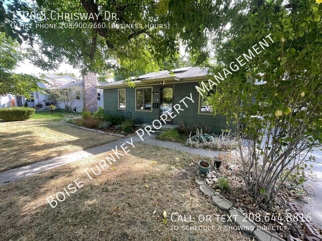 Building Photo - 1520 Chrisway Dr