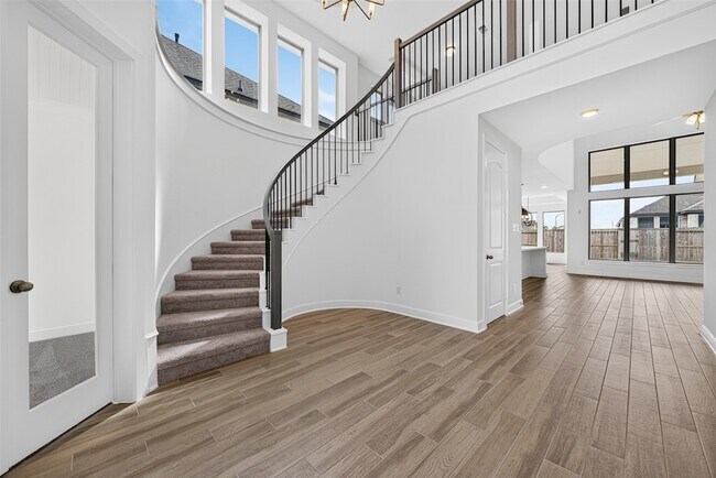 Foto del edificio - 2803 Sweet Honey Ln