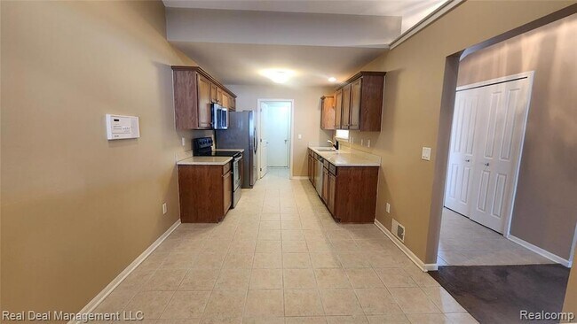 Foto del edificio - 6146 Lone Oak Cir