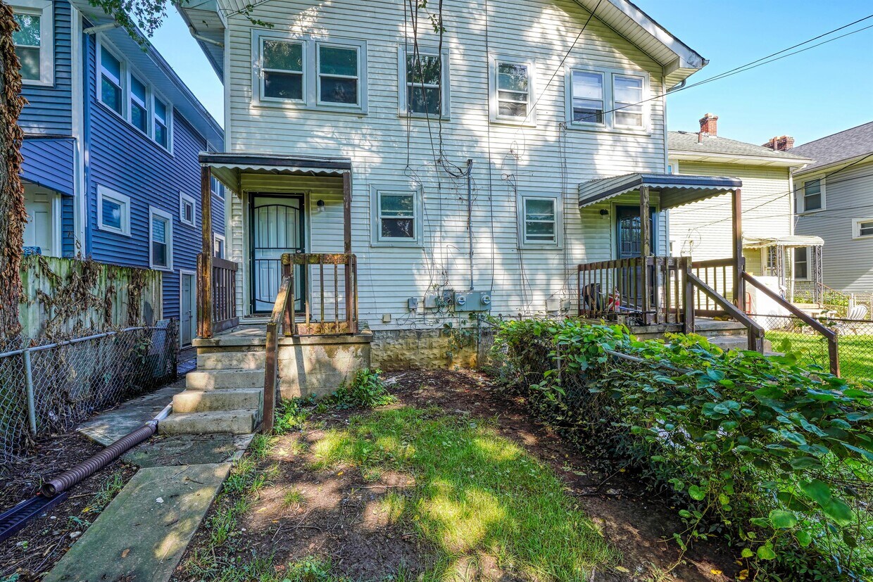 1170 Linwood Ave Unit 1, Columbus, OH 43206 Room for Rent in Columbus
