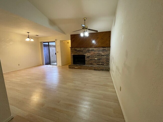 Foto del edificio - 2 Bedroom 2 Bathroom