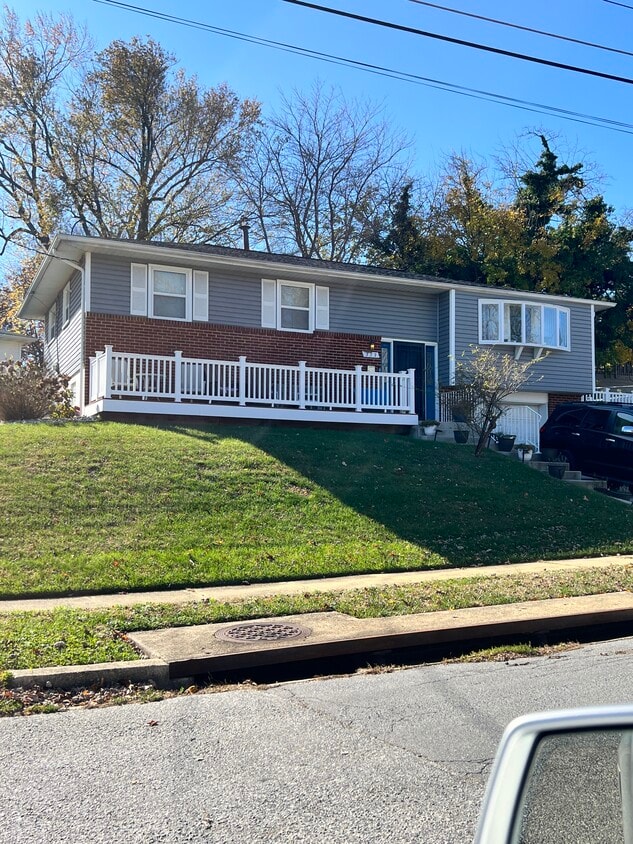 Photo - 323 Aragona Dr