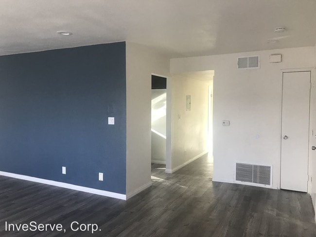 Building Photo - 247 S Avenue 50