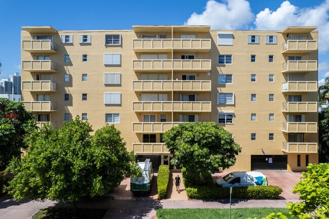 Building Photo - Penn Terrace Towers