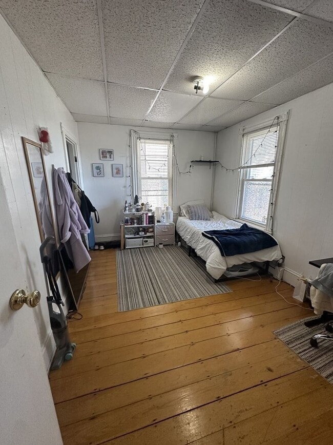 Building Photo - 48 Fisher Ave