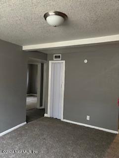 Foto del edificio - 1658 W 10th St