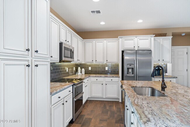 Foto del edificio - 4456 Covered Wagon Trl