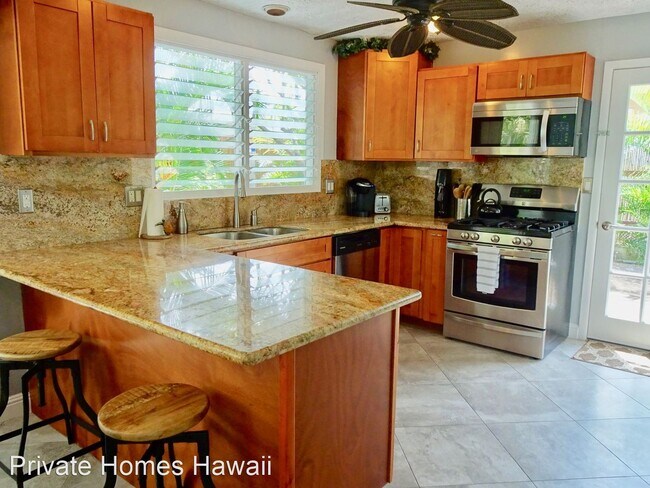 Building Photo - 5 br, 4 bath House - 427 N Kalaheo Avenue