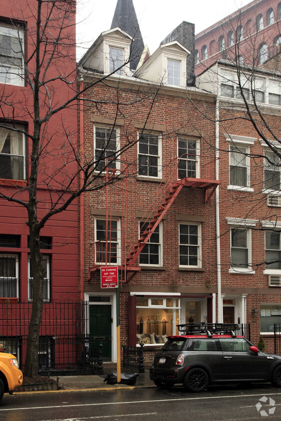 Foto del edificio - 655 Washington St