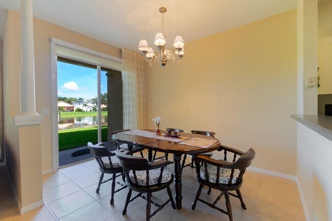 Foto del edificio - 213 River Bluff Ln