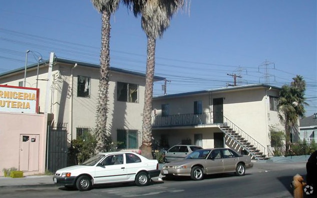 6901 - 6911 Long Beach Blvd - 6901 Long Beach Blvd