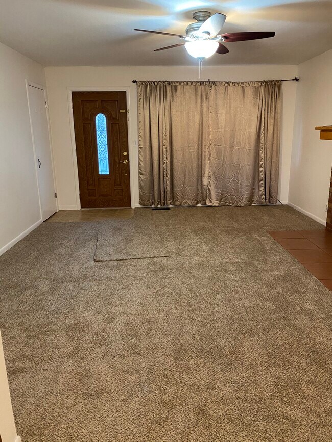 Foto del edificio - 184 Dahlia St