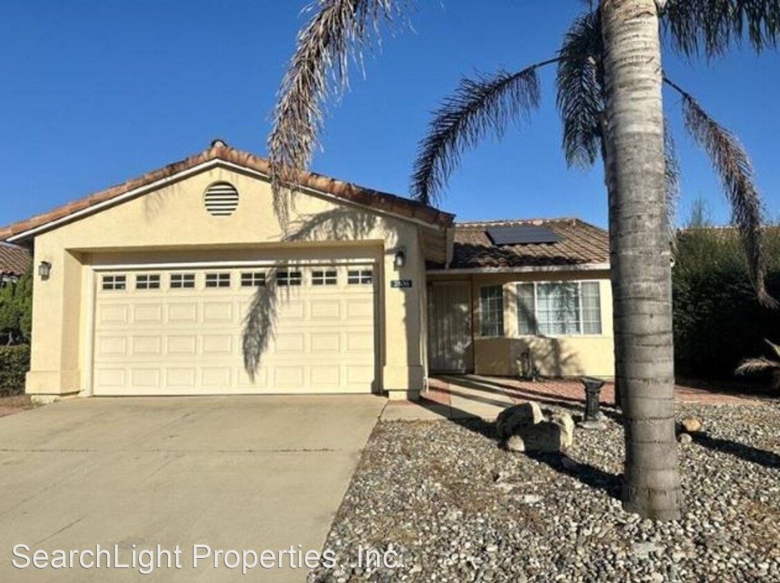 3 br, 2 bath House 2506 Santa Rosa St. House Rental in Santa Maria