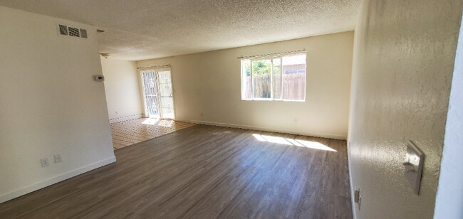 Building Photo - 2906 Malvern Ct
