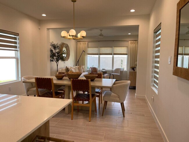 Building Photo - 202 Deer Path Lp