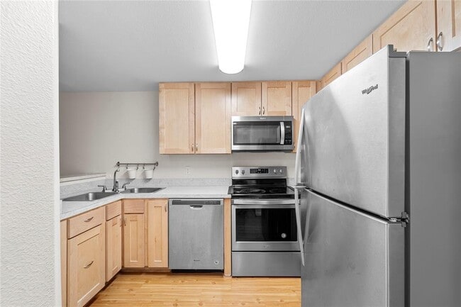 Building Photo - 2209 S Braeswood Blvd