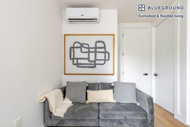 Foto del edificio - 6 Avenue B