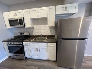 Building Photo - 2088 E Clementine St