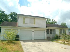 Building Photo - 4526 Franklin Dr