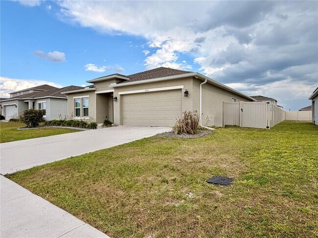 Building Photo - 2531 Driftwood St