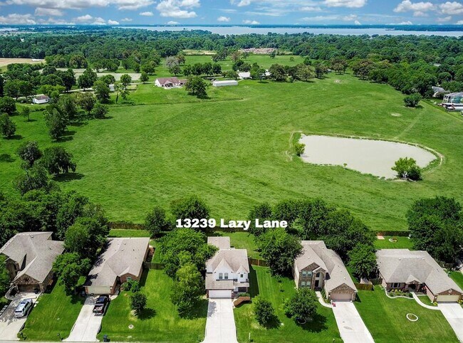 Building Photo - 13239 Lazy Ln