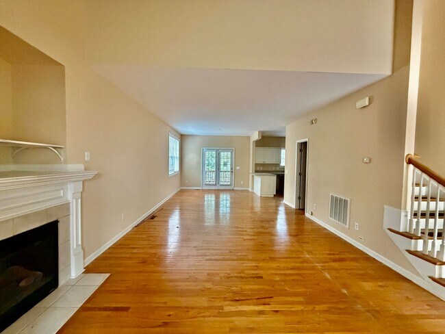 Foto del edificio - 27 Greenbrook Ct