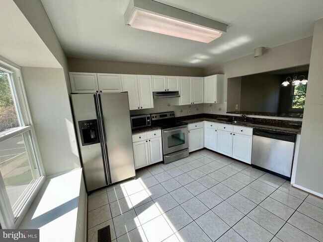 Building Photo - 13650 Wildflower Ln