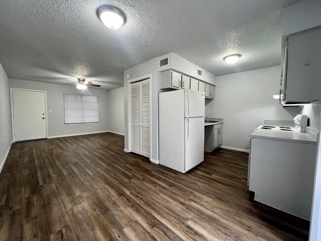 Foto del edificio - The Monark Apartments